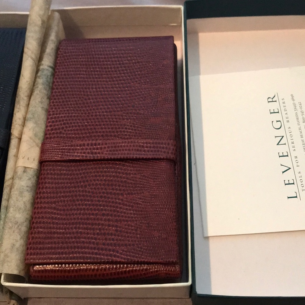 Levenger Eyeglasses Case (Pair)